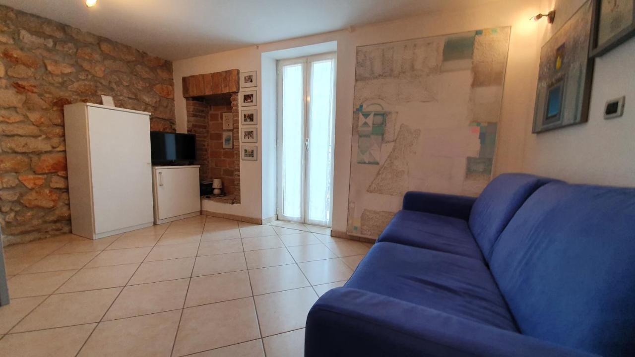 روفينج Apartments Villa Ernesta الغرفة الصورة