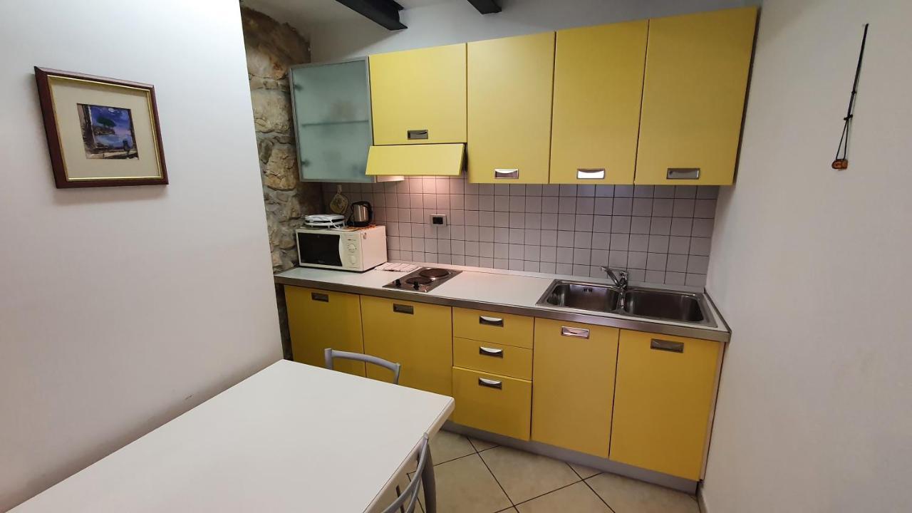 روفينج Apartments Villa Ernesta المظهر الخارجي الصورة