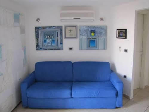 روفينج Apartments Villa Ernesta المظهر الخارجي الصورة